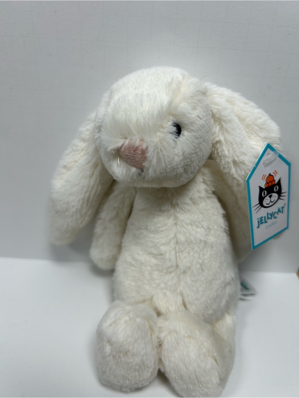 Jellycat Small Bashful Cream Bunny Rabbit Plush stuffed animal NEW with Tags